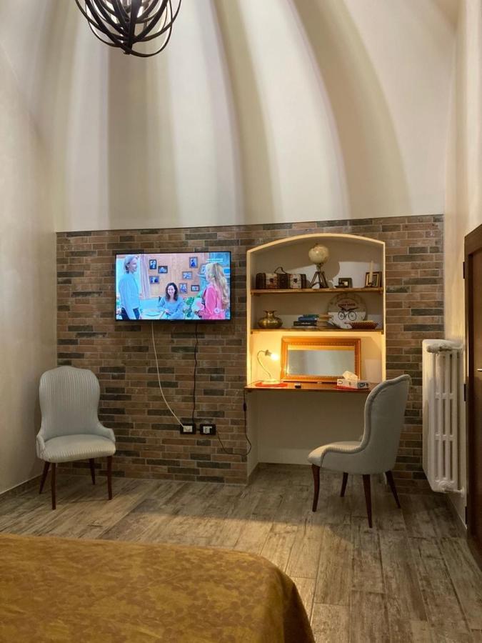 Il Turista Russo Bed & Breakfast Altamura Bagian luar foto